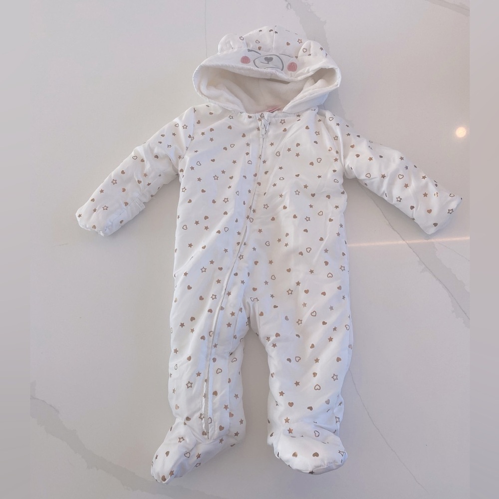 NWOT - Penelope Mack light outdoor suit 0-3 months